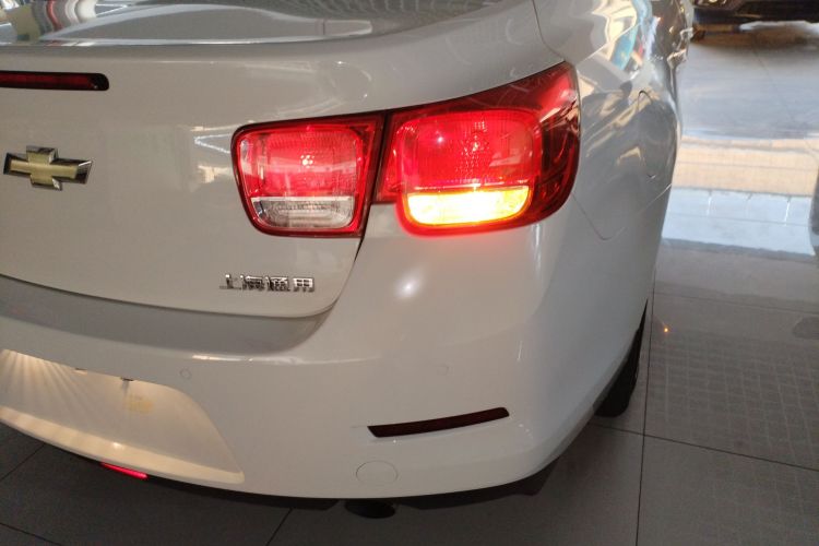 雪佛兰 迈锐宝 2013款 2.0L 自动豪华版车身外观9