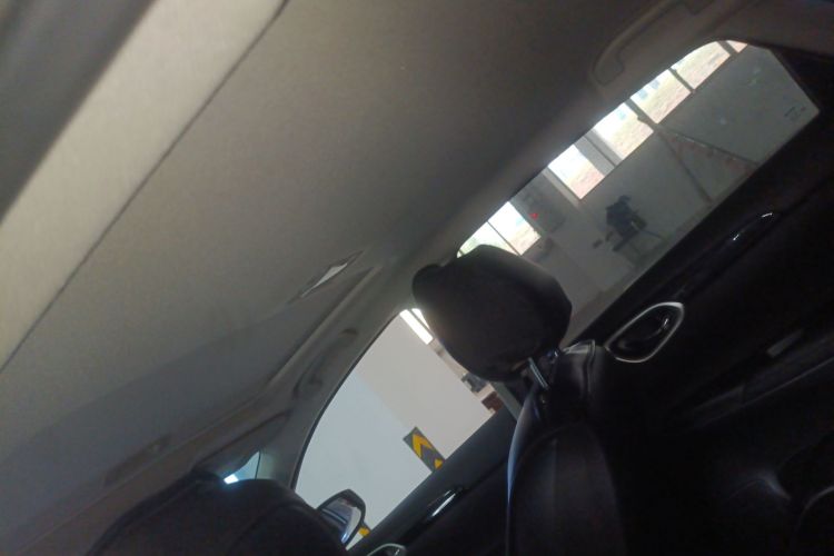 日产 轩逸 2022款 经典 1.6XL CVT豪华版中控内饰22