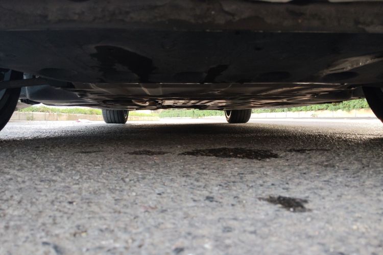 宝马3系 2020款 改款 325Li M运动曜夜套装局部细节9008