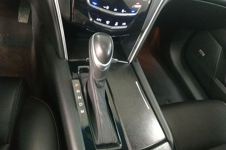 凯迪拉克XTS 2018款 28T 技术型中控内饰18