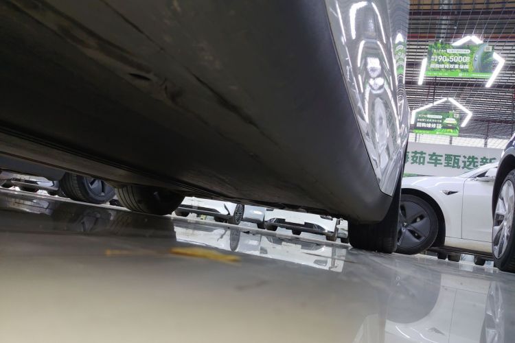 特斯拉 Model Y 2024款 后轮驱动版局部细节9002