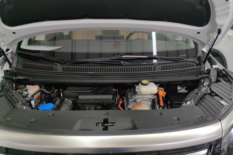 腾势D9 2024款 DM-i 970 豪华型局部细节24