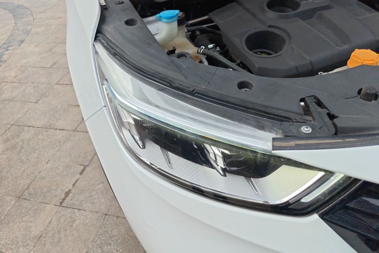 长安欧尚科赛Pro 2021款 1.5T 手动旗舰型 7座车身外观6006