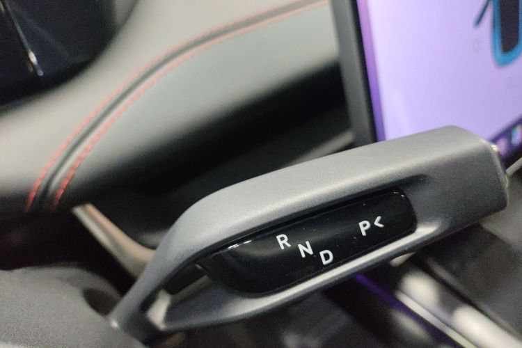 小米汽车 小米SU7 2024款 后驱超长续航高阶智驾Pro版中控内饰18