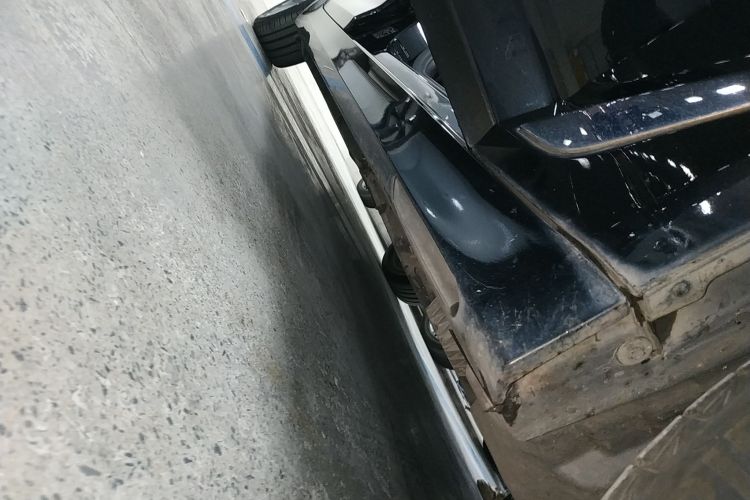 宝马5系新能源 2020款 里程升级版 530Le 豪华套装局部细节9001