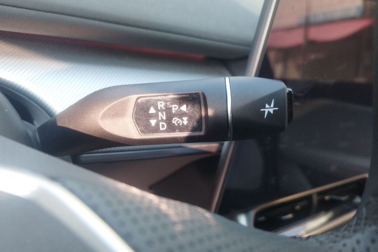 ARCFOX极狐 极狐 阿尔法S5 2024款 560MAX 185kW中控内饰18