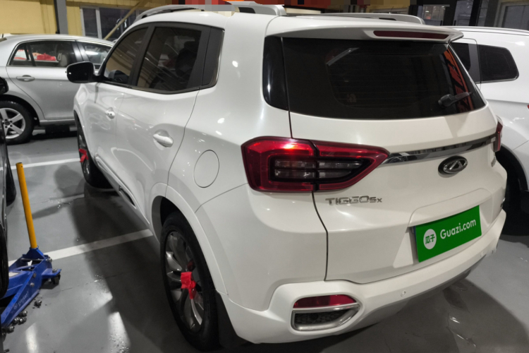 奇瑞 瑞虎5x 2017款 1.5T 手动精英型车身外观4