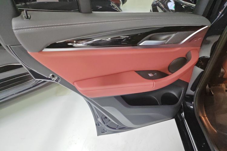 宝马X3 2022款 改款 xDrive25i M运动套装中控内饰7008