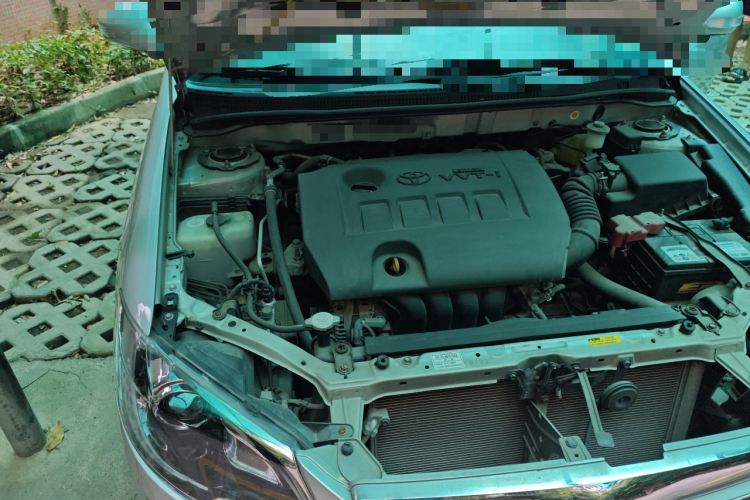 丰田 花冠 2013款 1.6L 自动豪华版局部细节9006