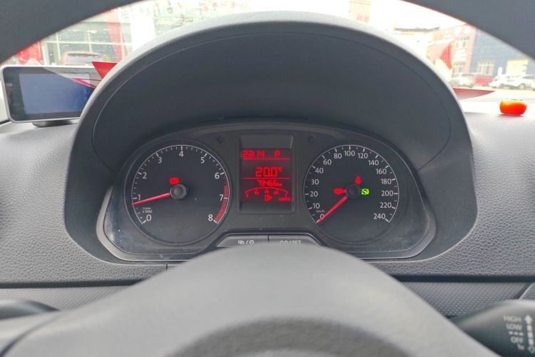 大众 捷达 2015款 质惠版 1.6L 自动时尚型中控内饰14