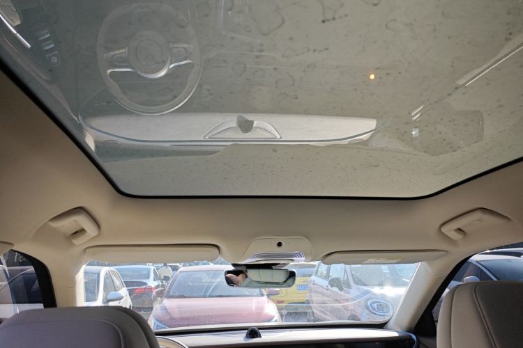 岚图汽车 岚图FREE 2021款 四驱标准增程专属豪华套装中控内饰22