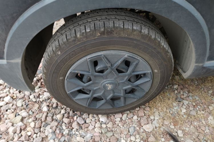 五菱汽车 宏光MINIEV 2022款 GAMEBOY 300km 玩咖款 磷酸铁锂车身外观6008