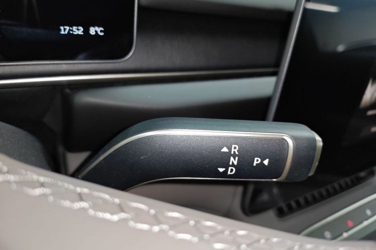 蔚来ES6 2025款 75kWh中控内饰18