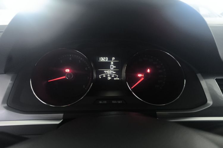 大众 2019款 改款 宝来·传奇 1.5L 自动时尚型 国VI中控内饰14