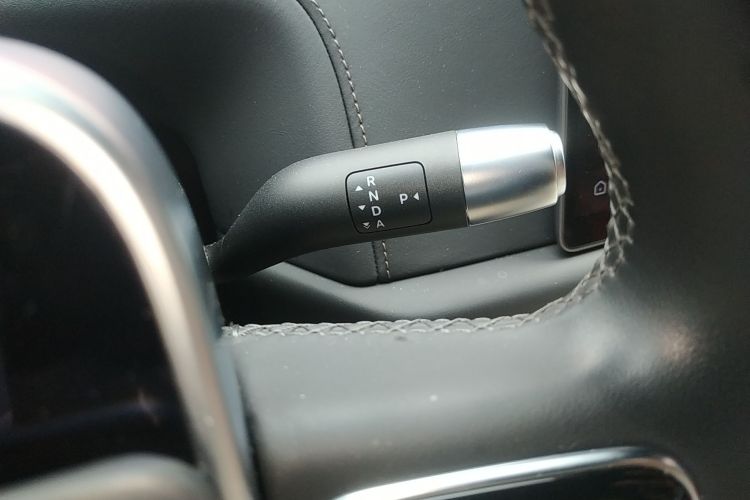 理想汽车 理想L9 2022款 Max中控内饰18