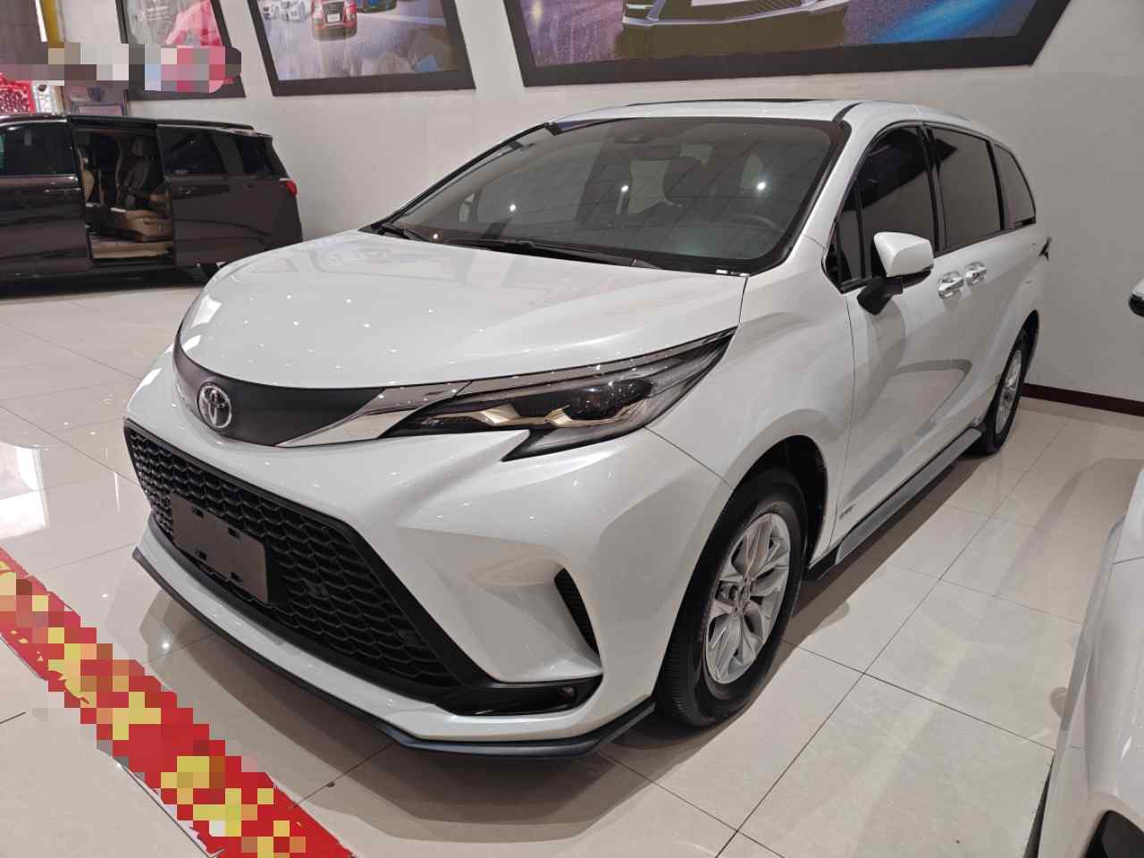 丰田 格瑞维亚 2024款 2.5L混动 舒适版(2)