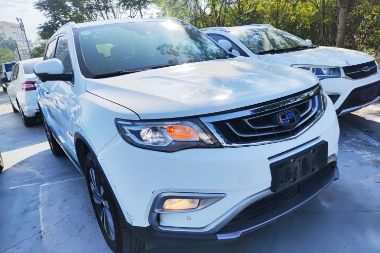 吉利汽车 博越 2016款 1.8TD 自动智尊型车身外观3