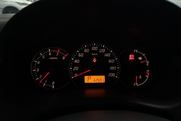 铃木 雨燕 2016款 1.5L 自动时尚型酷玩版中控内饰14