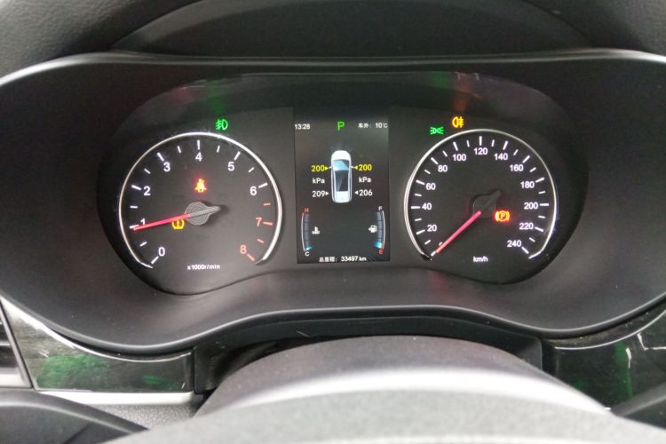 比亚迪 宋MAX 2017款 1.5T 自动智联精英型 7座局部细节14