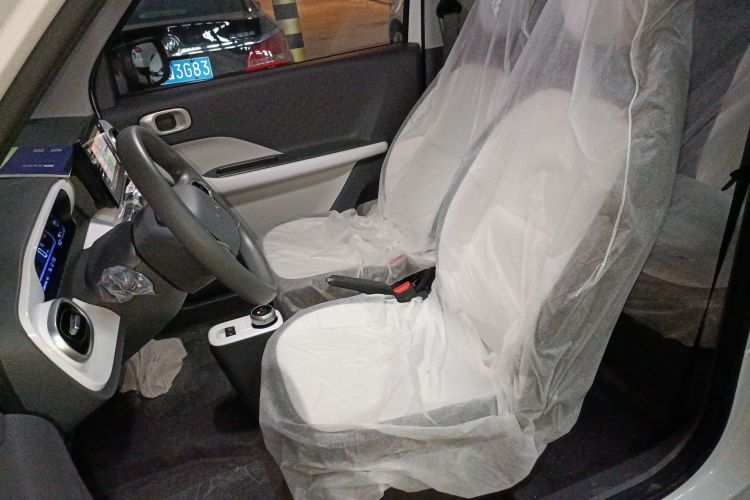 吉利银河 熊猫 2025款 210km 元气熊中控内饰19