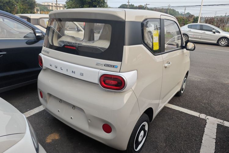 五菱汽车 宏光MINIEV 2024款 第三代 215km 青春版车身外观7