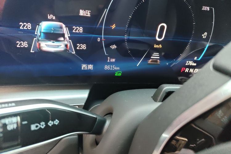 凯迪拉克 IQ锐歌 2022款 后驱长续航豪华版中控内饰15