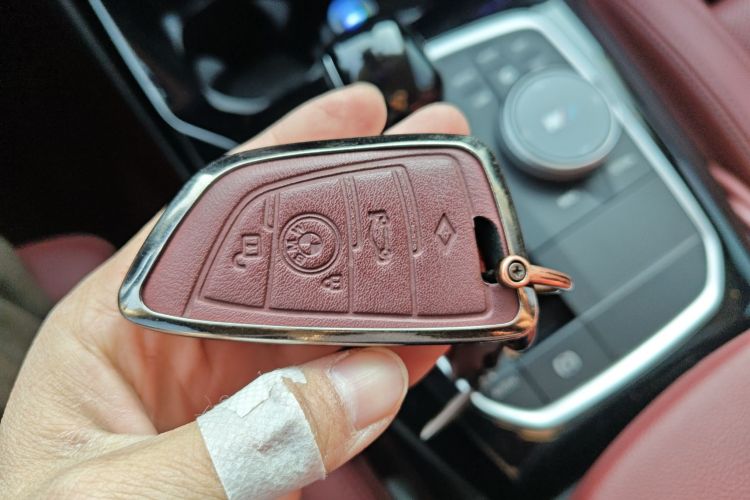 宝马X3 2022款 xDrive30i 领先型 M曜夜套装中控内饰11