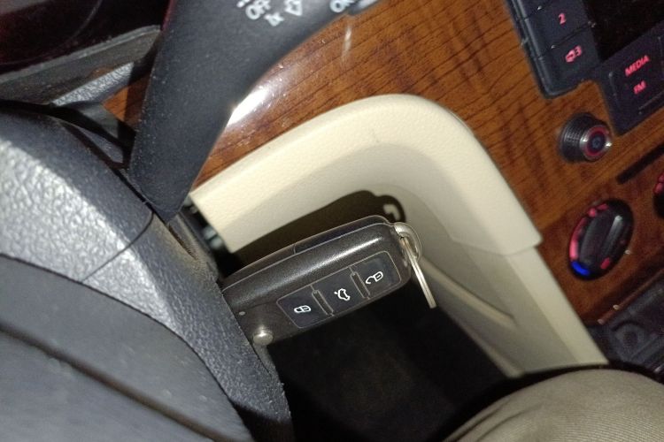 大众 朗逸 2013款 1.6L 自动舒适版中控内饰11