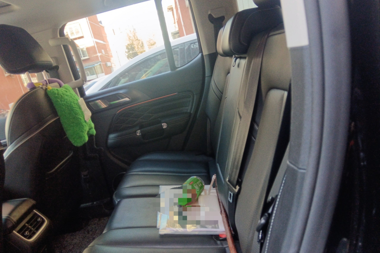 坦克300 2021款 越野版 2.0T 征服者中控内饰21