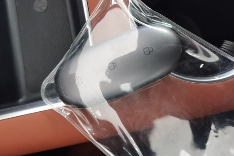 理想汽车 理想L9 2022款 Max中控内饰7001