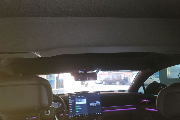 腾势Z9 2024款 1100km 四驱Max版中控内饰22