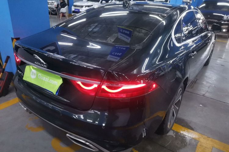 捷豹XFL 2023款 XFL 2.0T P200 两驱精英豪华版车身外观6005