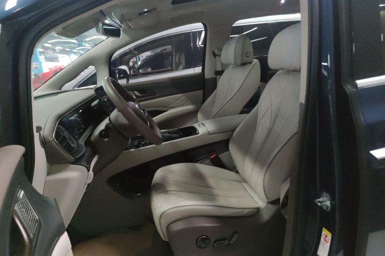 腾势D9 2022款 DM-i 970 四驱旗舰型局部细节19