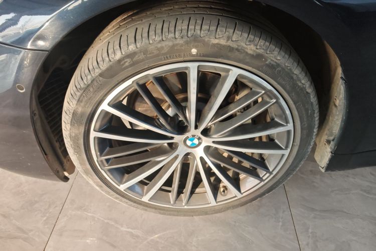 宝马5系 2020款 530Li xDrive M运动套装车身外观6007