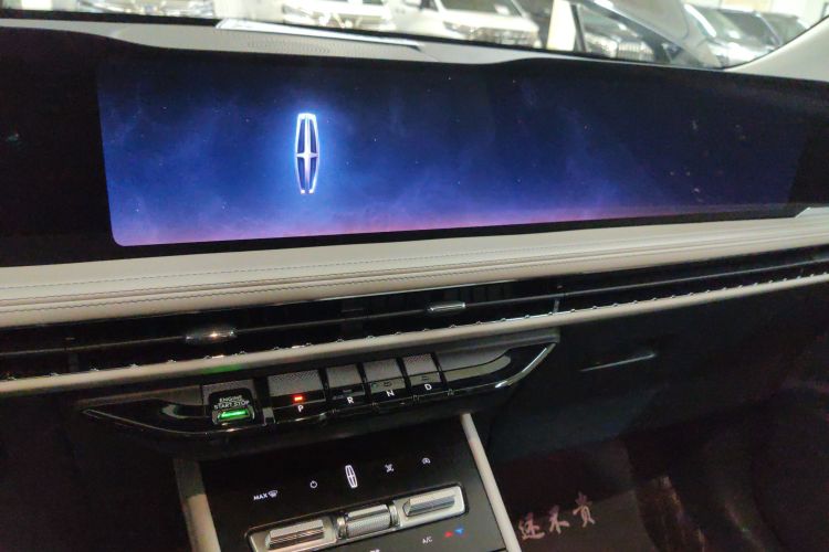 林肯 冒险家 2023款 2.0T 两驱尊享版中控内饰16