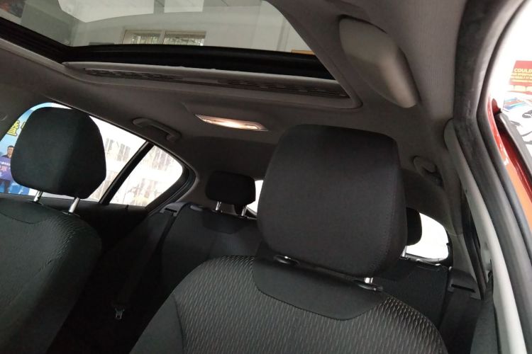 宝马1系(进口) 2016款 120i 领先型局部细节22