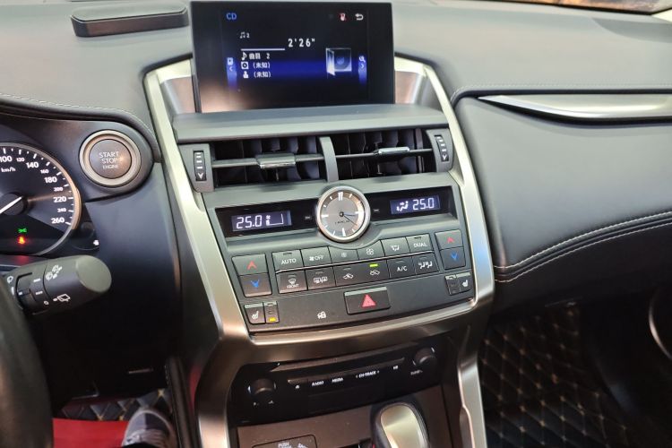 雷克萨斯NX 2016款 200 全驱 锋尚版中控内饰16