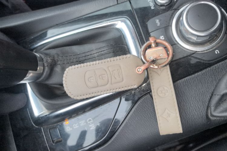 马自达3 昂克赛拉 2014款 三厢 1.5L 自动豪华型中控内饰7001