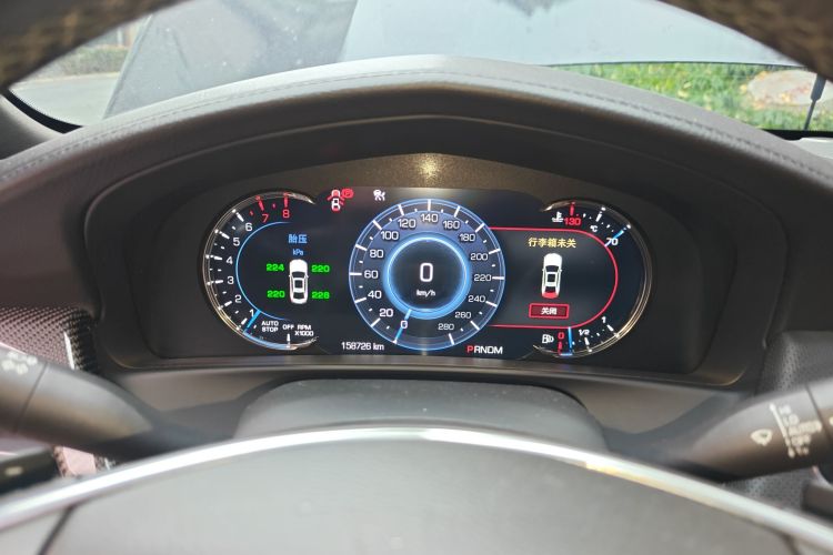 凯迪拉克CT6 2017款 28T 领先型中控内饰14