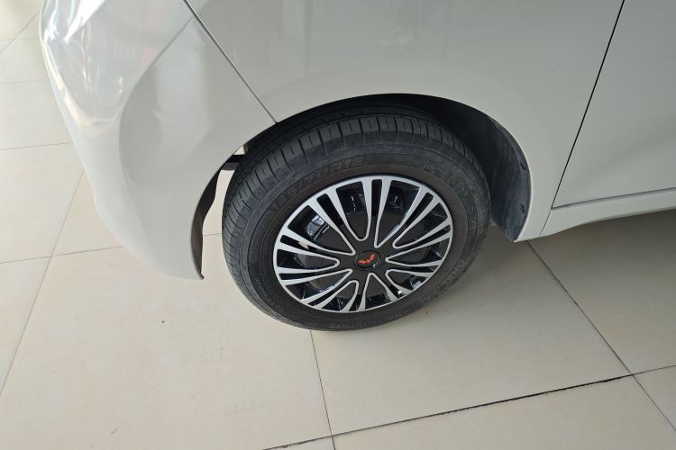 五菱汽车 宏光MINIEV 2024款 第三代 215km 进阶版车身外观6007