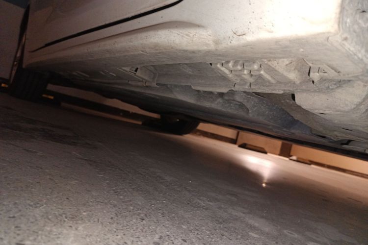 丰田 雷凌 2021款 185T CVT豪华版局部细节9001