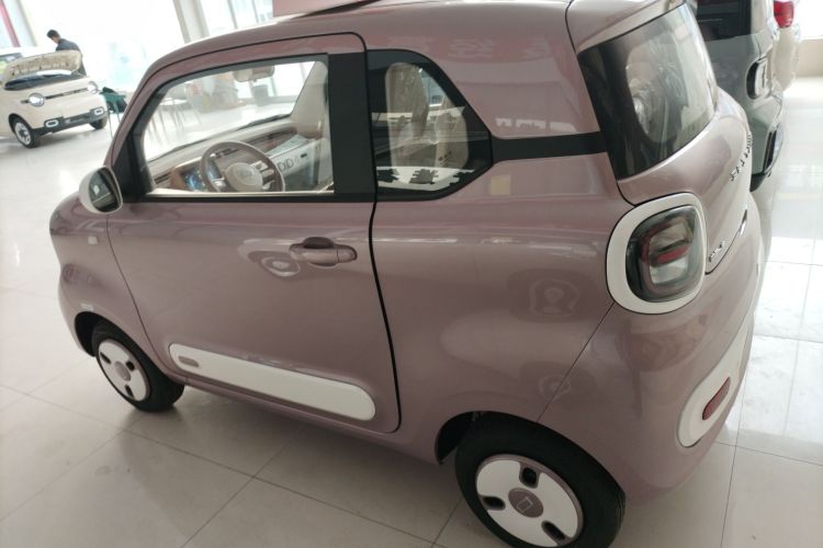 奔腾小马 2026款 222km 萌趣马 Plus车身外观4