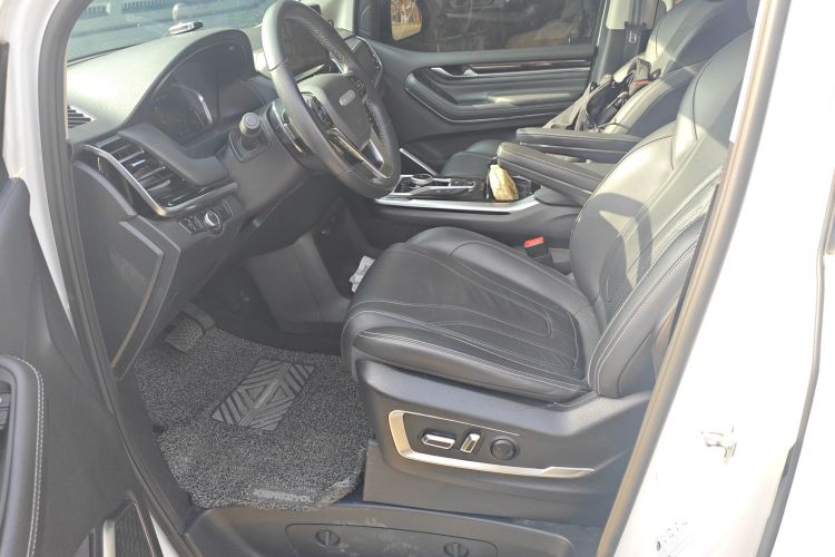 上汽大通MAXUS 大通G20 2020款 2.0T 汽油自动豪华行政版局部细节19