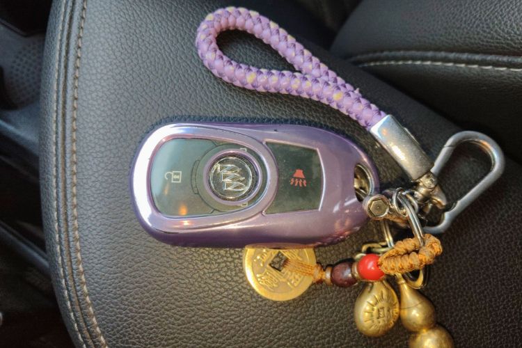 别克 英朗 2021款 改款 典范 1.5L 自动精英型中控内饰11