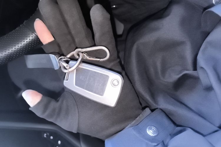 大众 速腾 2025款 改款二 300TSI DSG超越版中控内饰7001