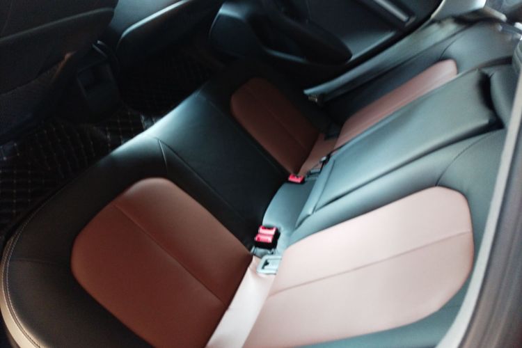 奥迪A3 2019款 Sportback 35 TFSI 进取型 国V中控内饰21