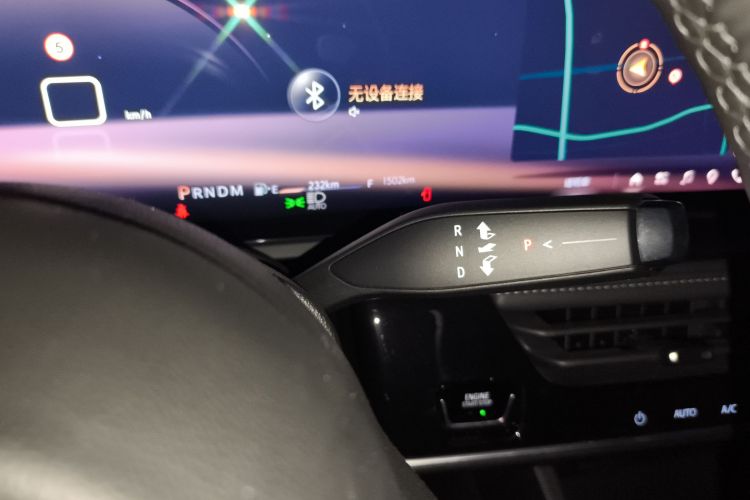 别克 君越 2023款 艾维亚版中控内饰18