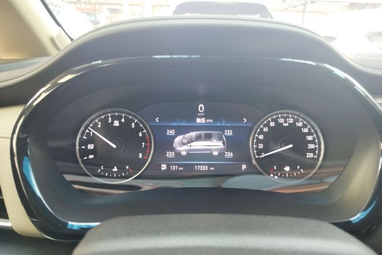 别克GL8 2023款 改款 陆上公务舱 豪华型中控内饰14