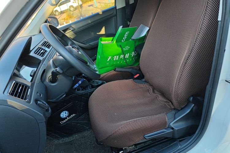 大众 桑塔纳 2019款 1.5L 自动风尚版 国VI中控内饰19