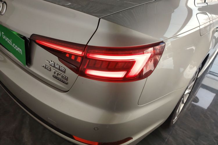奥迪A4L 2018款 30周年年型 40 TFSI 时尚型车身外观6006